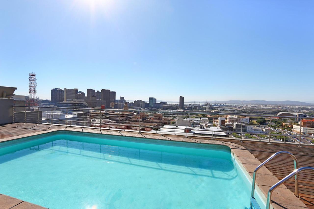 Urban Oasis At The Four Seasons Apartment Cape Town Exterior photo